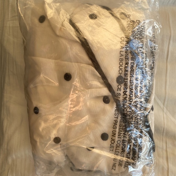 NWT Tie-Back Short Sleeves Shirred Top - Picture 6 of 6